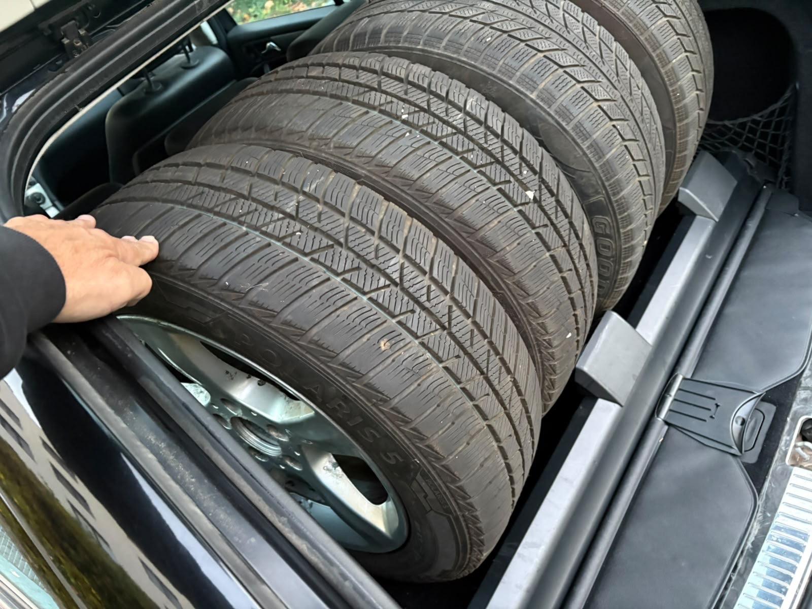 Mercedes-Benz C200 2006 — photo 11