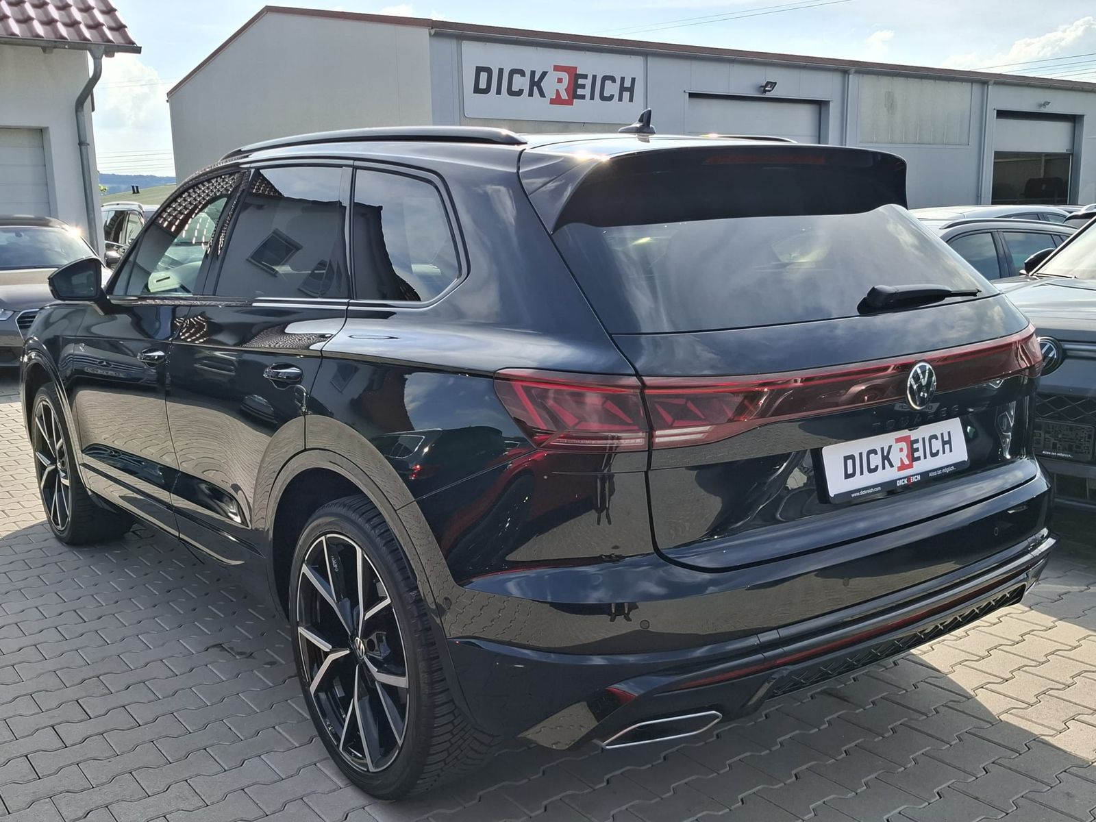 Imagen del vehículo: Volkswagen Touareg 3.0 TDI 4M R-Line VOLL Black 22" UPE 114T