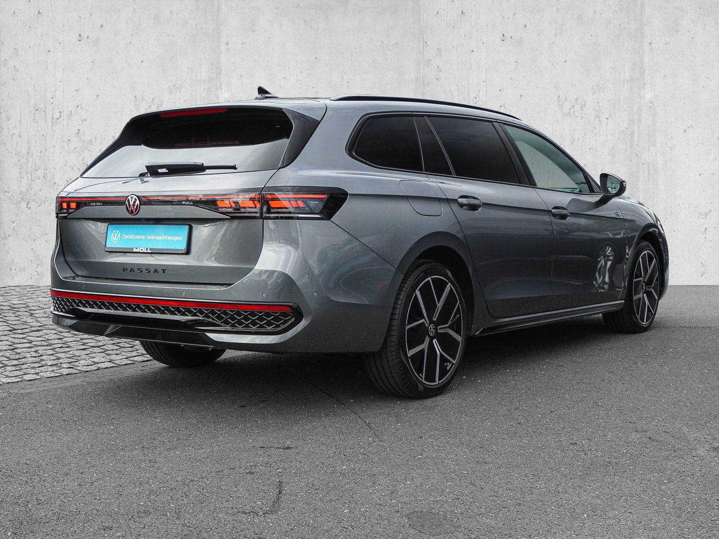 Volkswagen Passat Variant 1.5 eHybrid DSG R-Line PANO MATRI foto 4