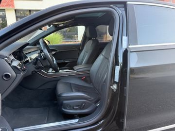 Audi A8 - 11