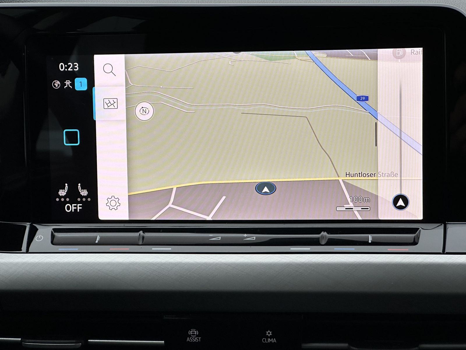 Fahrzeugabbildung Volkswagen Golf Variant 2.0 TDI DSG Life NAV+LED+KAM+17ZOLL