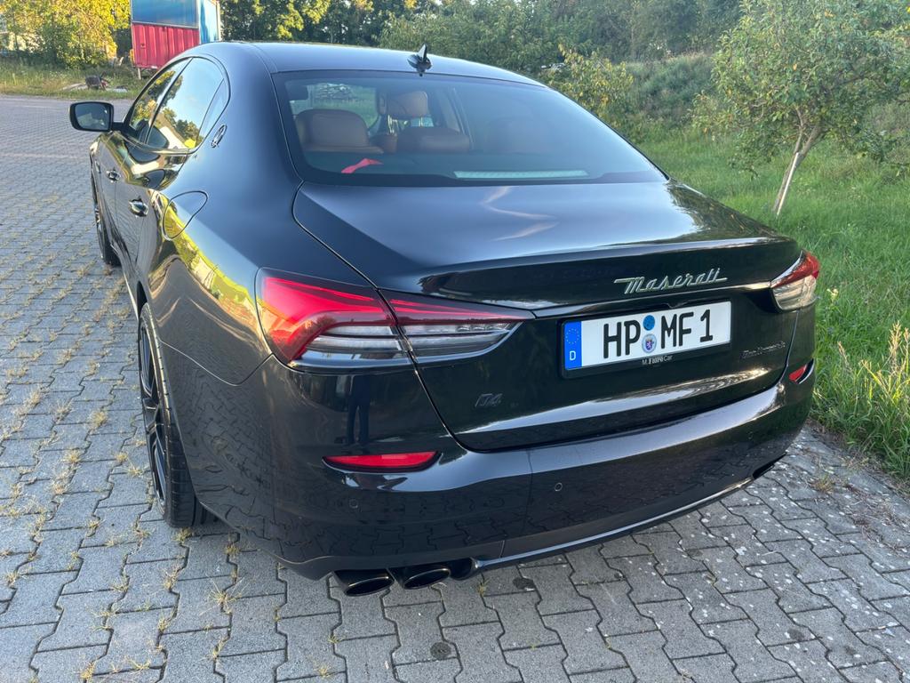Maserati Quattroporte