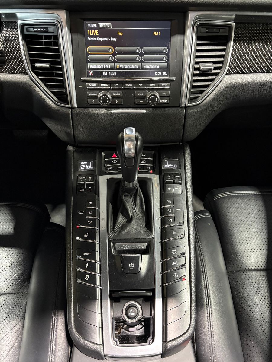 Fahrzeugabbildung Porsche Macan S Diesel/PANO/360°/MEMORY/SOUND/SHZ