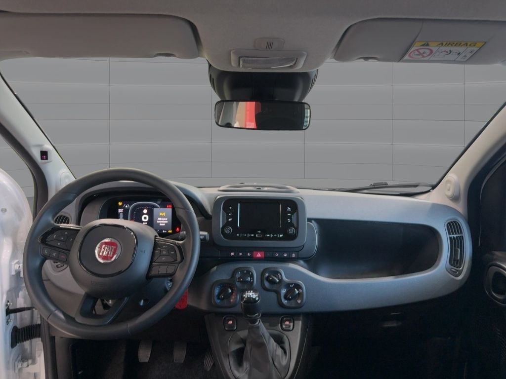 Fahrzeugabbildung Fiat Pandina Icon, PDC hinten,DAB,Klima,ZV,Radio,Temp