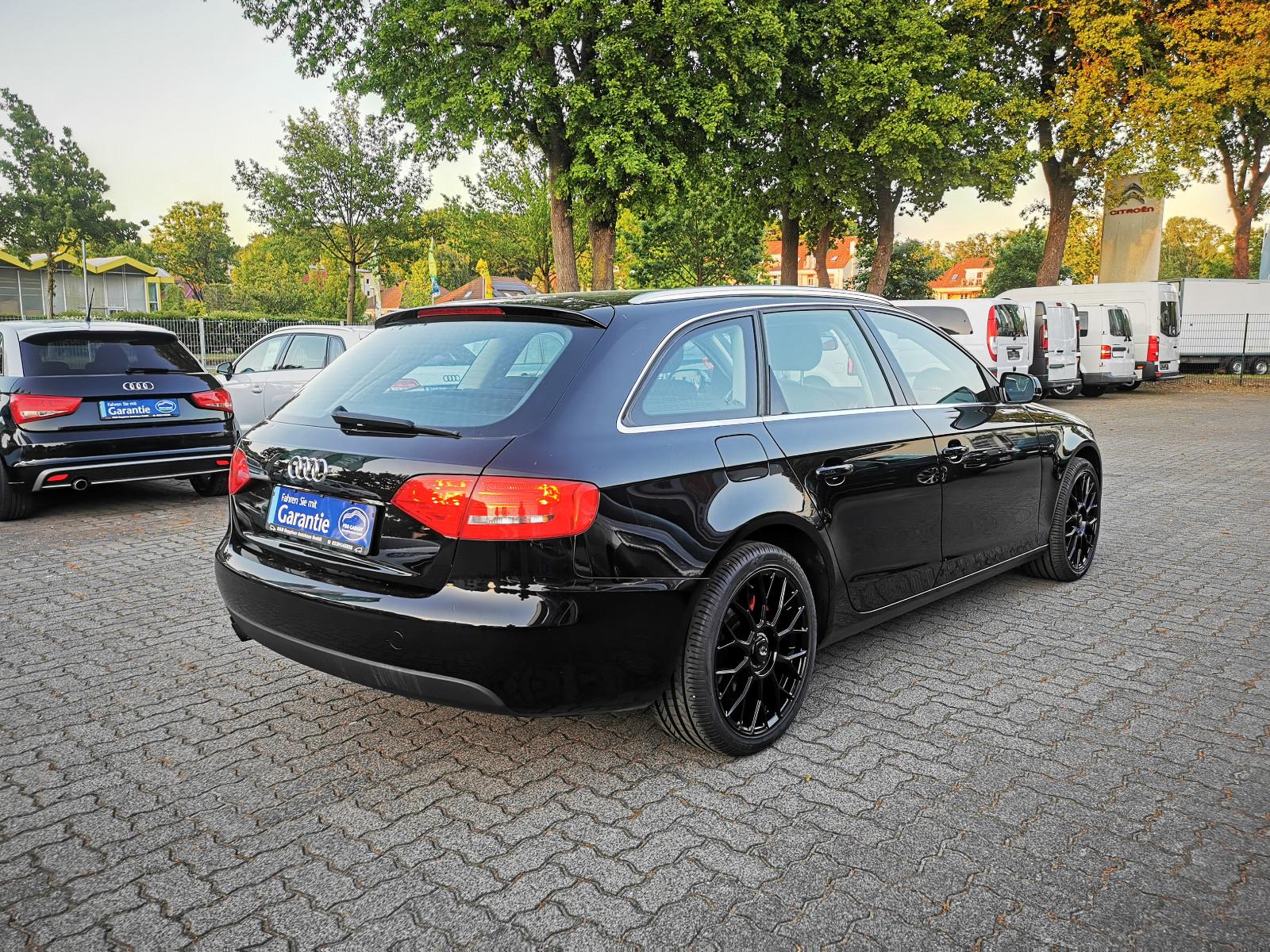 Audi A4 2010 — photo 5