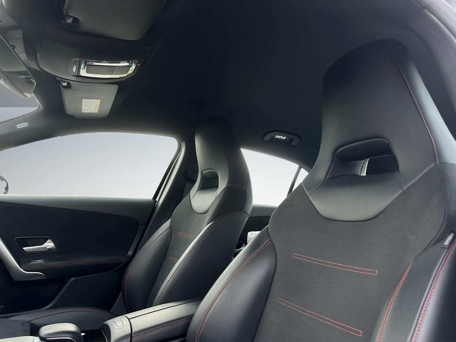 Mercedes-Benz A 250 AMG-Line GARANTIE/APPLE-CAR-PLAY/SPUR/LED