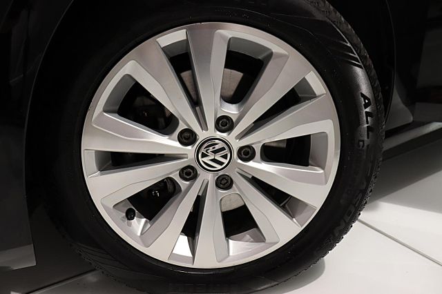 Golf Allstar 1.6 TDI NAVI SHZ PDC TEMPOMAT BT