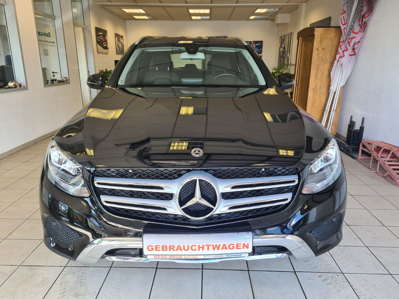 Fahrzeugabbildung Mercedes-Benz GLC 220 4Matic/LEDER/NAVI/SCHECKHEFT