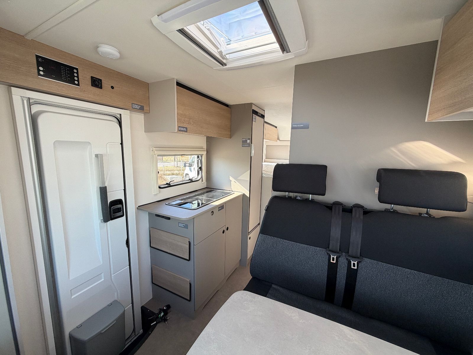 Fahrzeugabbildung LMC Tracer 670 V - 10.499€ sparen!