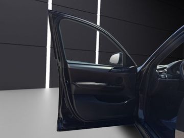 BMW X4 - 12
