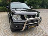 Nissan Navara Pickup Double Cab -Hardtop-Tüv Dekra Neu - Nissan Navara aus 2010
