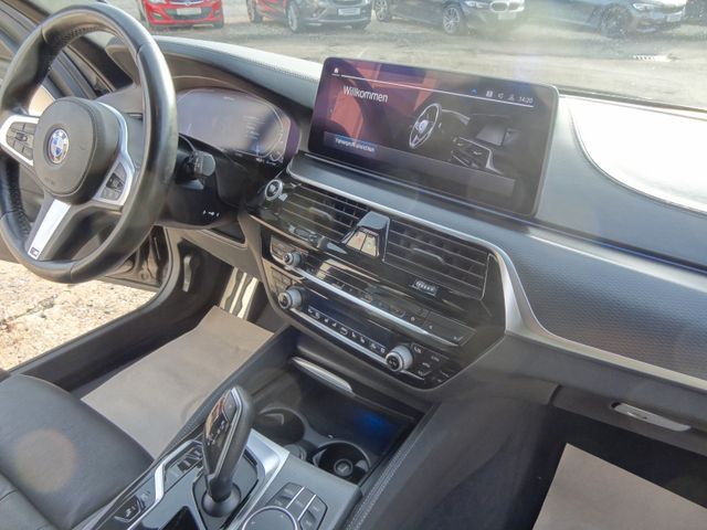 Fahrzeugabbildung BMW 530 e M Sport/1.Hd/Virtual/Leder/Kamera/