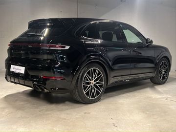 Porsche Cayenne - 6