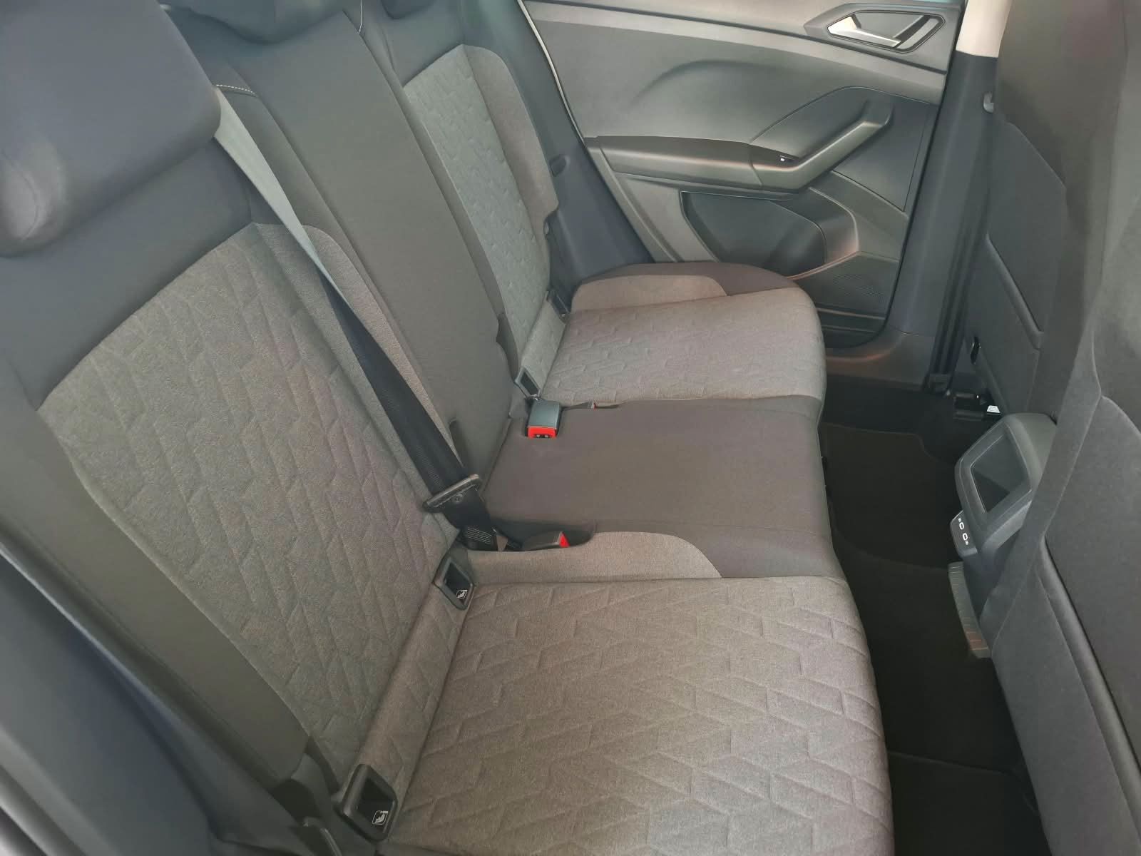 Fahrzeugabbildung Volkswagen T-Cross Life 1,0 TSI + Sitzheizung + ACC + LED