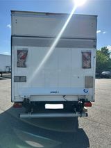 Volkswagen Crafter Kofferaufbau Junge mit Hebebühne - Offers matching your search criteria