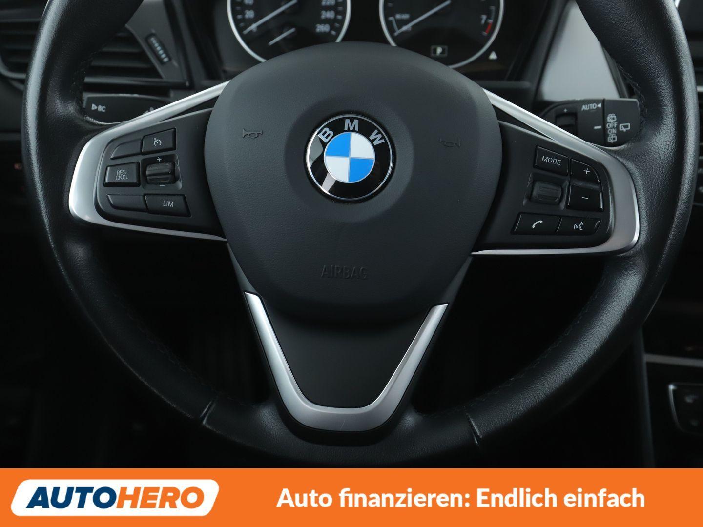BMW 220i Gran Tourer Advantage Aut.*NAVI*LED*PDC*