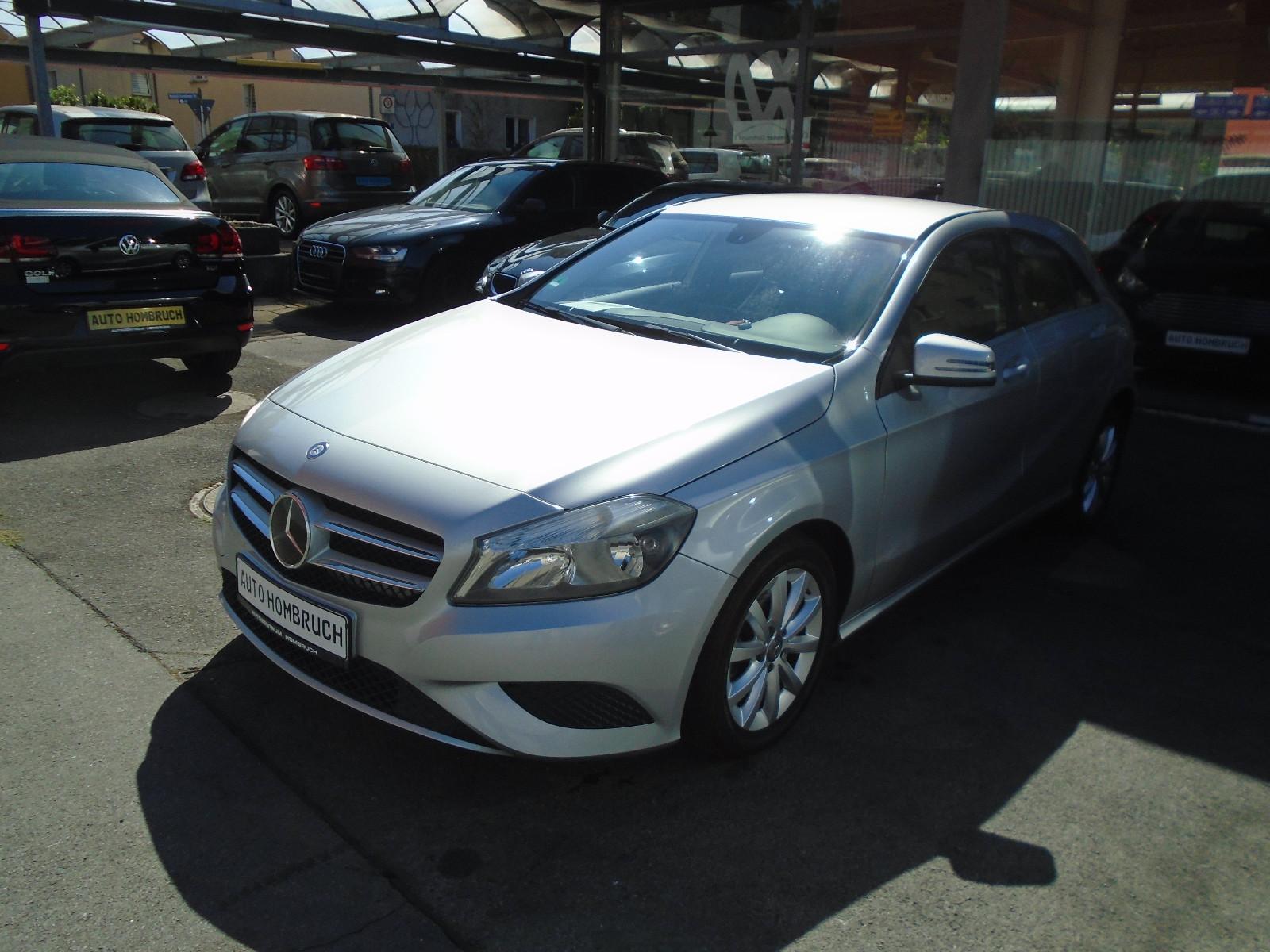 Mercedes-Benz A 180 BlueEFFICIENCY Style Navi