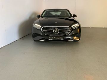 Mercedes E 220 - 2