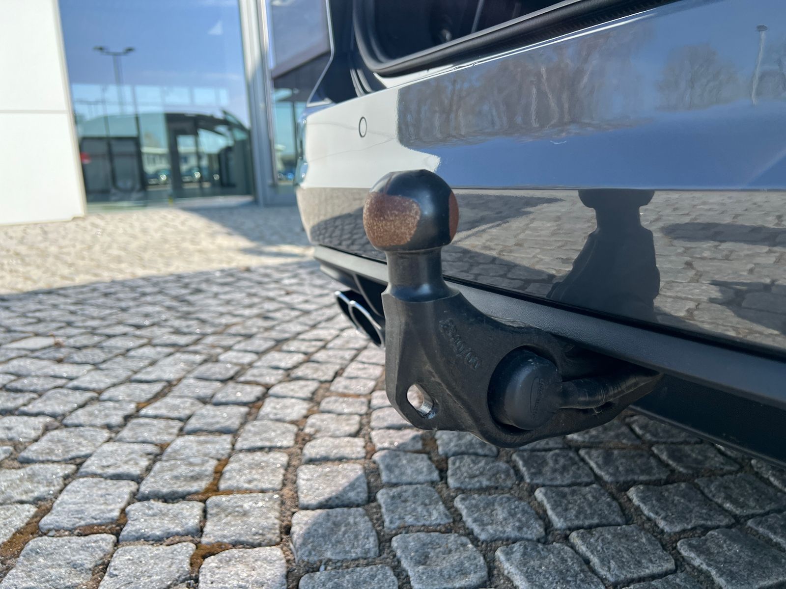 Fahrzeugabbildung Volkswagen Touran Highline 2.0 TDI DSG *AHK, LED, 7 Sitze,