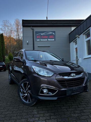 Hyundai ix35 *WENIG KM/19 ZOLL*