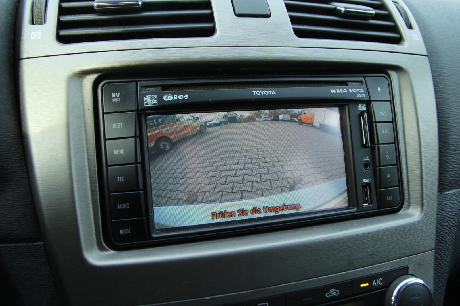 Toyota Avensis 2010 — photo 12