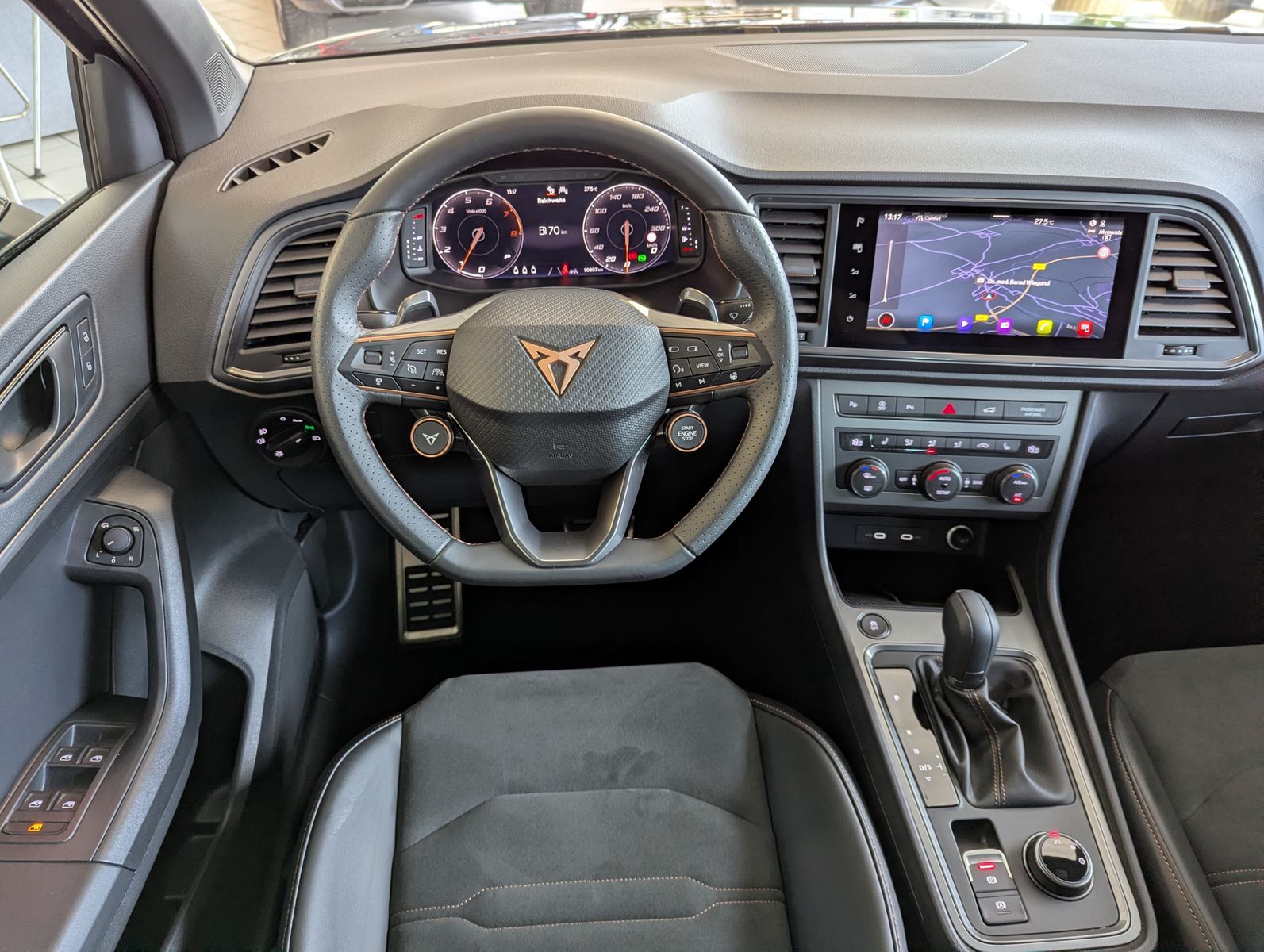 Fahrzeugabbildung CUPRA Ateca 1.5 TSI DSG Business-Plus AHK-Vorb. 19"