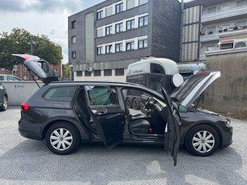 Volkswagen Passat Variant - 11