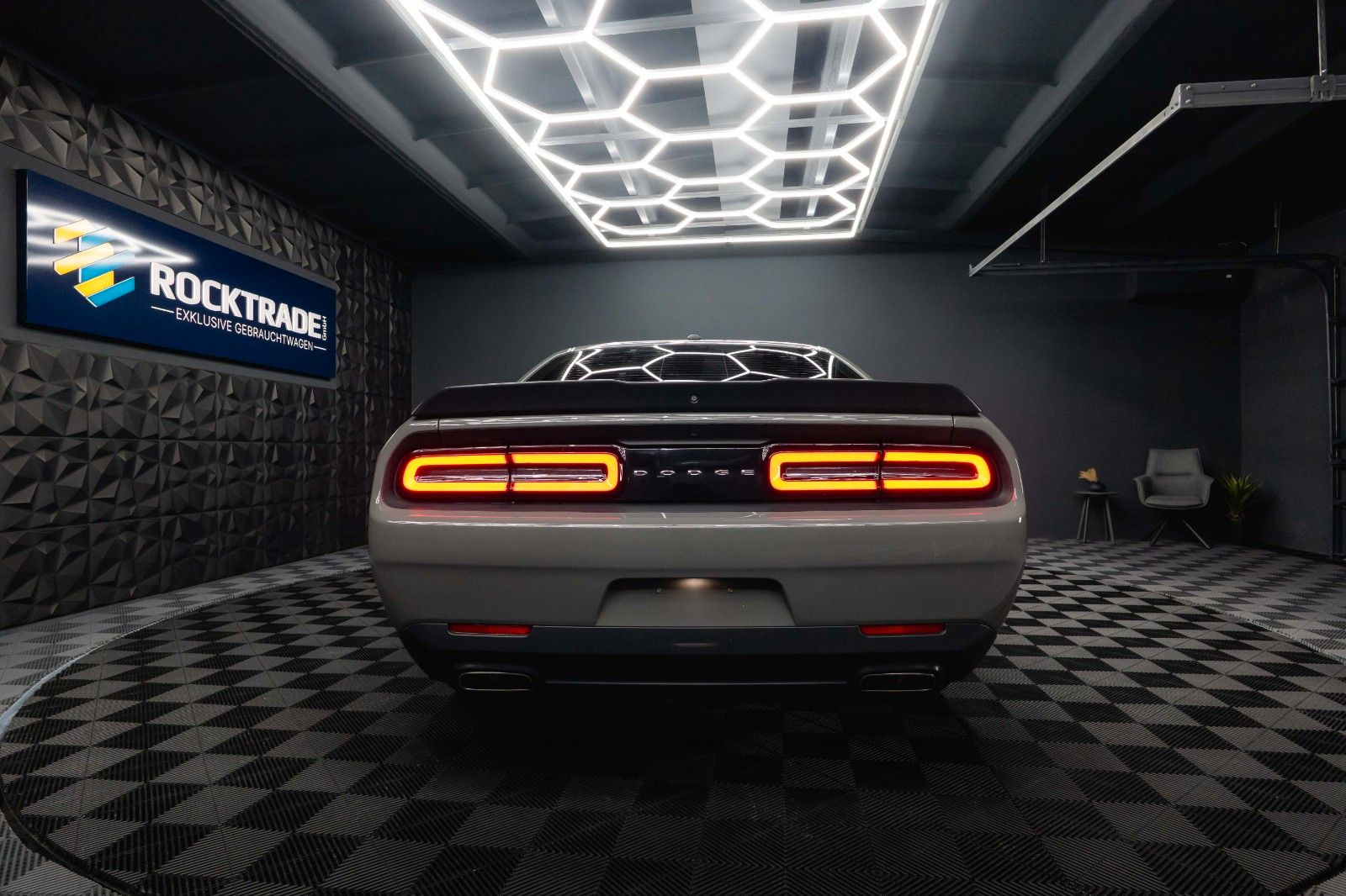 Fahrzeugabbildung Dodge Challenger 3.6 V6 GT SRT Styling *LED*1.Hand*