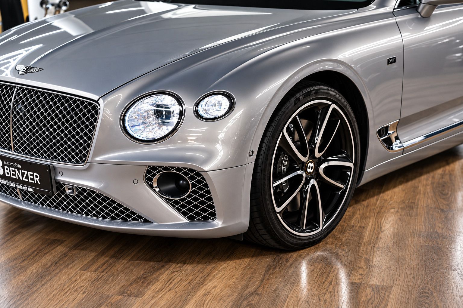 Fahrzeugabbildung Bentley Continental GT W12 First Edition *Rotation*B&O*