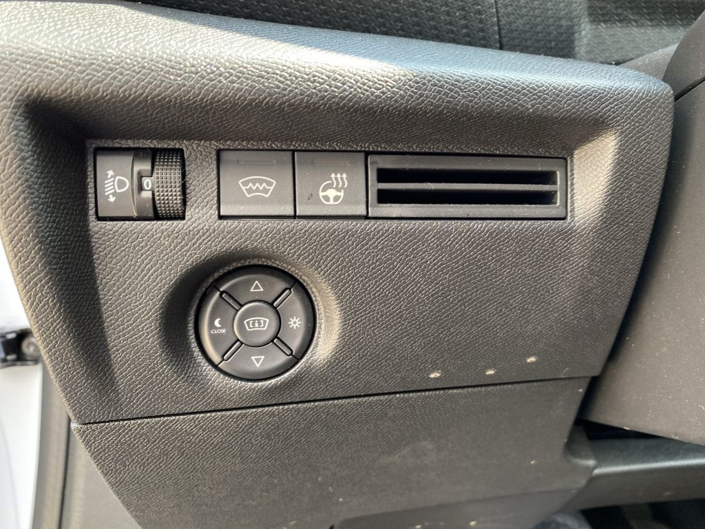 Fahrzeugabbildung Citroën C4 PT 130 S&S *Automatik* MAX *beh. Lenkr*HeadUp