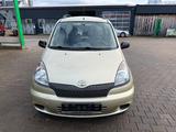 Toyota Yaris 1.3 Linea Luna Automatik Klima - Toyota Yaris: Van