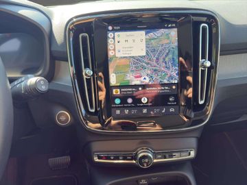 Volvo XC40 B3 Plus Dark 2WD Deal Attak bis 30.10.2026
