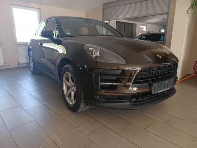 Porsche Macan  1. Hand/Leder/SZH/Sport und Neues Modell