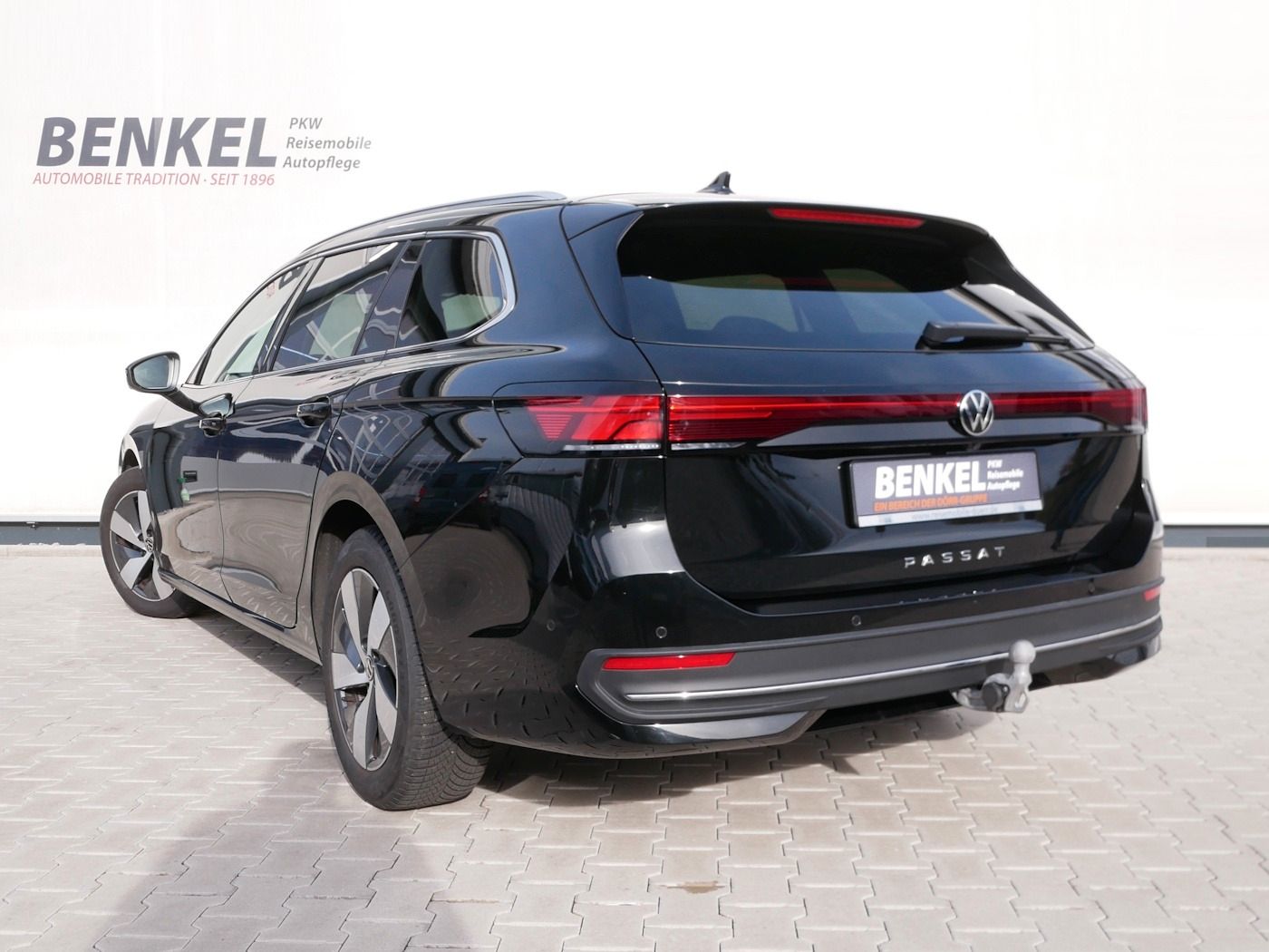 Fahrzeugabbildung Volkswagen Passat Variant 2.0 Business NEU56T AHK ACC Kamer