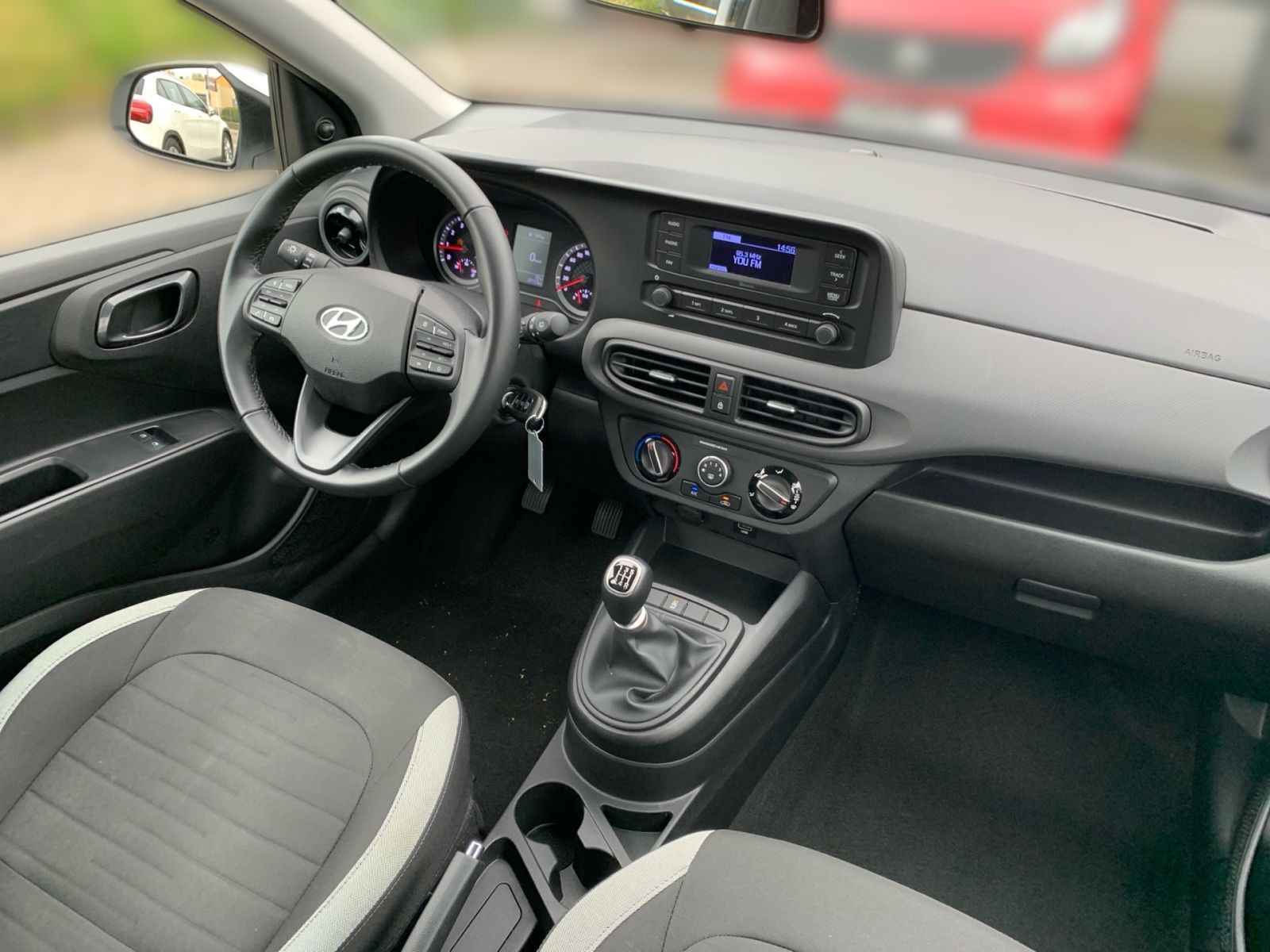 Fahrzeugabbildung Hyundai i10 1.0 Select 1 Hd Allwetter