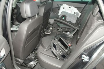 Bild 7 Opel INSIGNIA ST CDTI INNOVATION DIEBSTAHLSCHADEN,