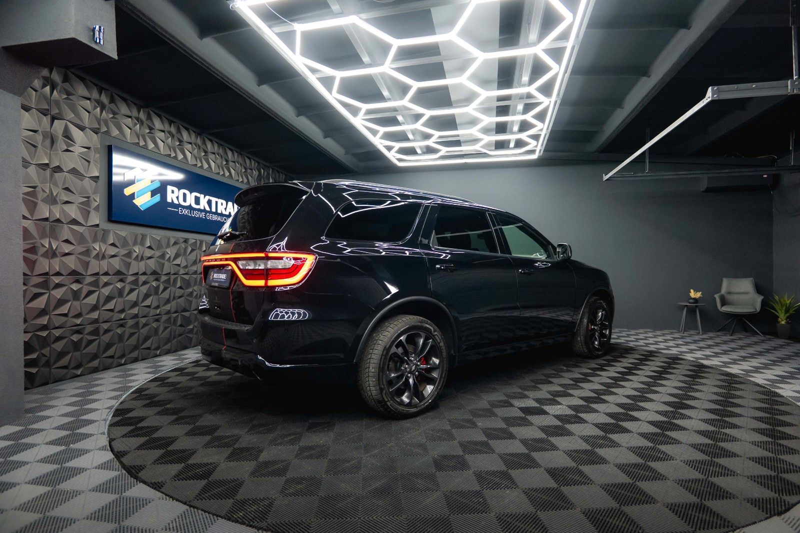 Fahrzeugabbildung Dodge Durango 3.6 V6 GT 4x4 SRT-Style Night Modell 22