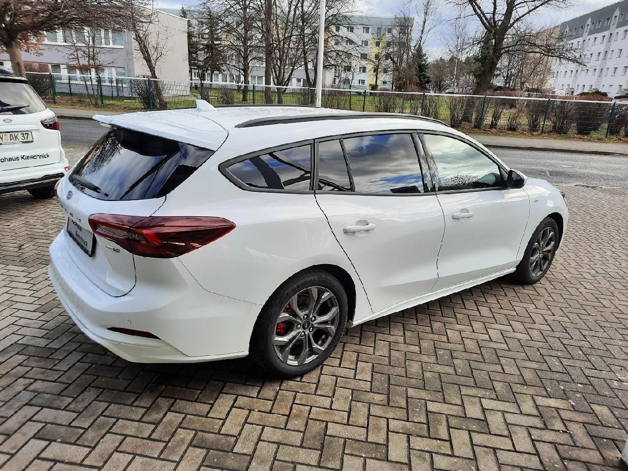 Fahrzeugabbildung Ford Focus ST-Line Freisprech, Navi, Winterpaket