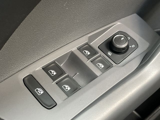 T-Cross 1.0 TSI DSG R-Line Navi/LED/PDC/Sitzhzg