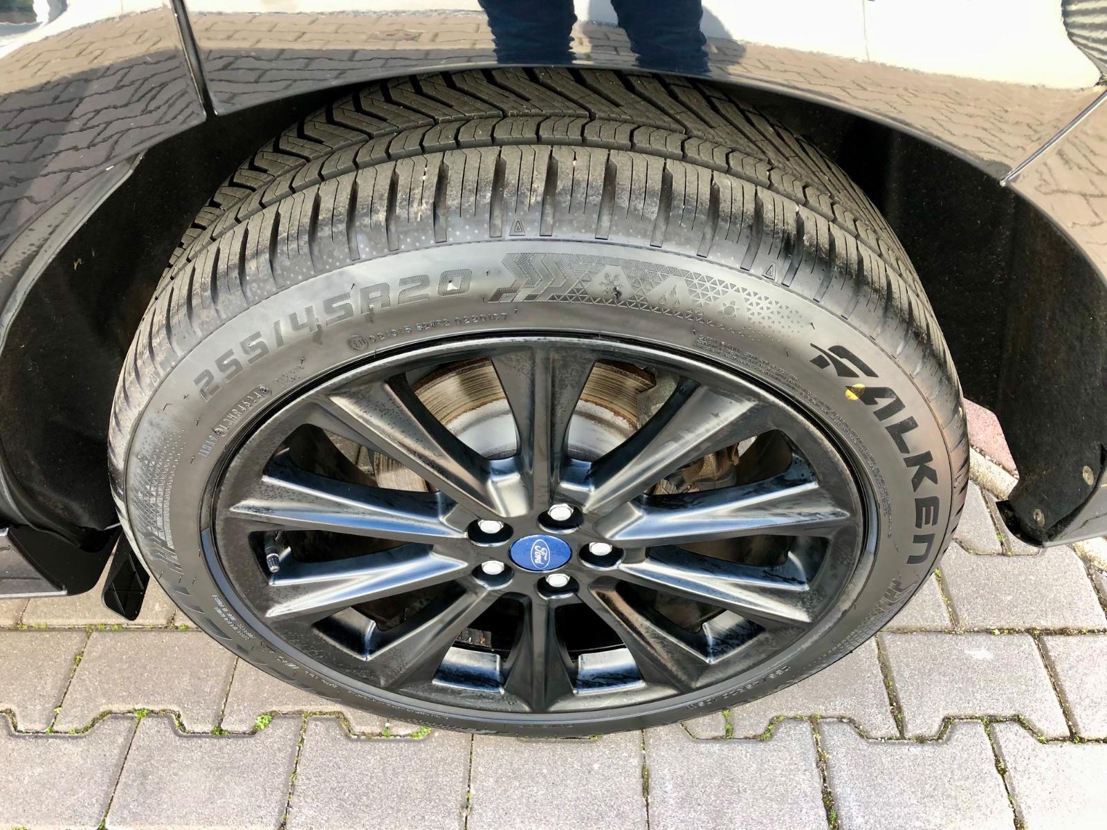 Ford Edge Vignale 4x4/Leder/Sitzhz/Navi/DAB/LED