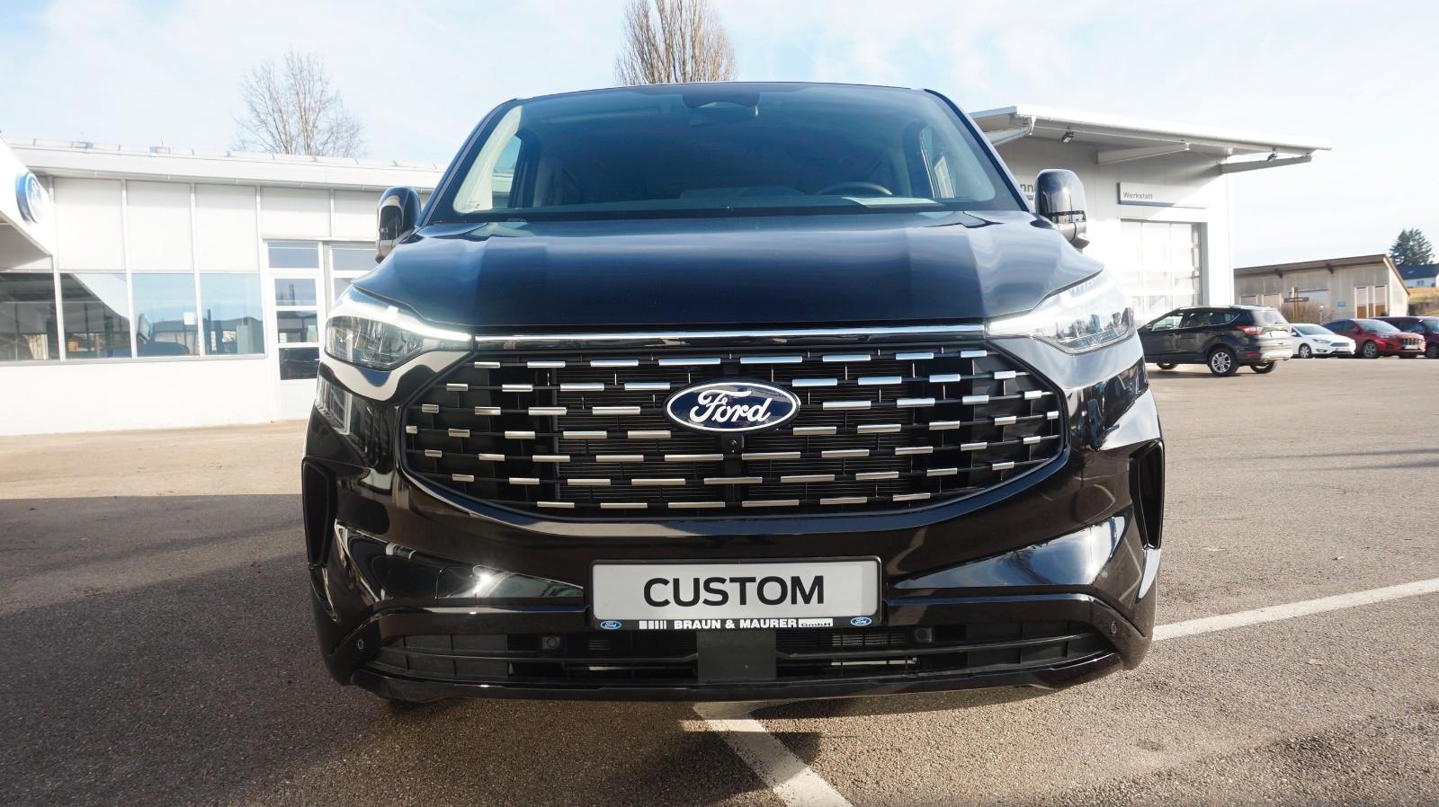 Ford Tourneo Custom Bus 320 L1 Tourneo Titanium FWD