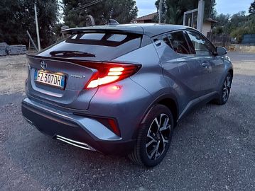 Toyota C-HR - 6