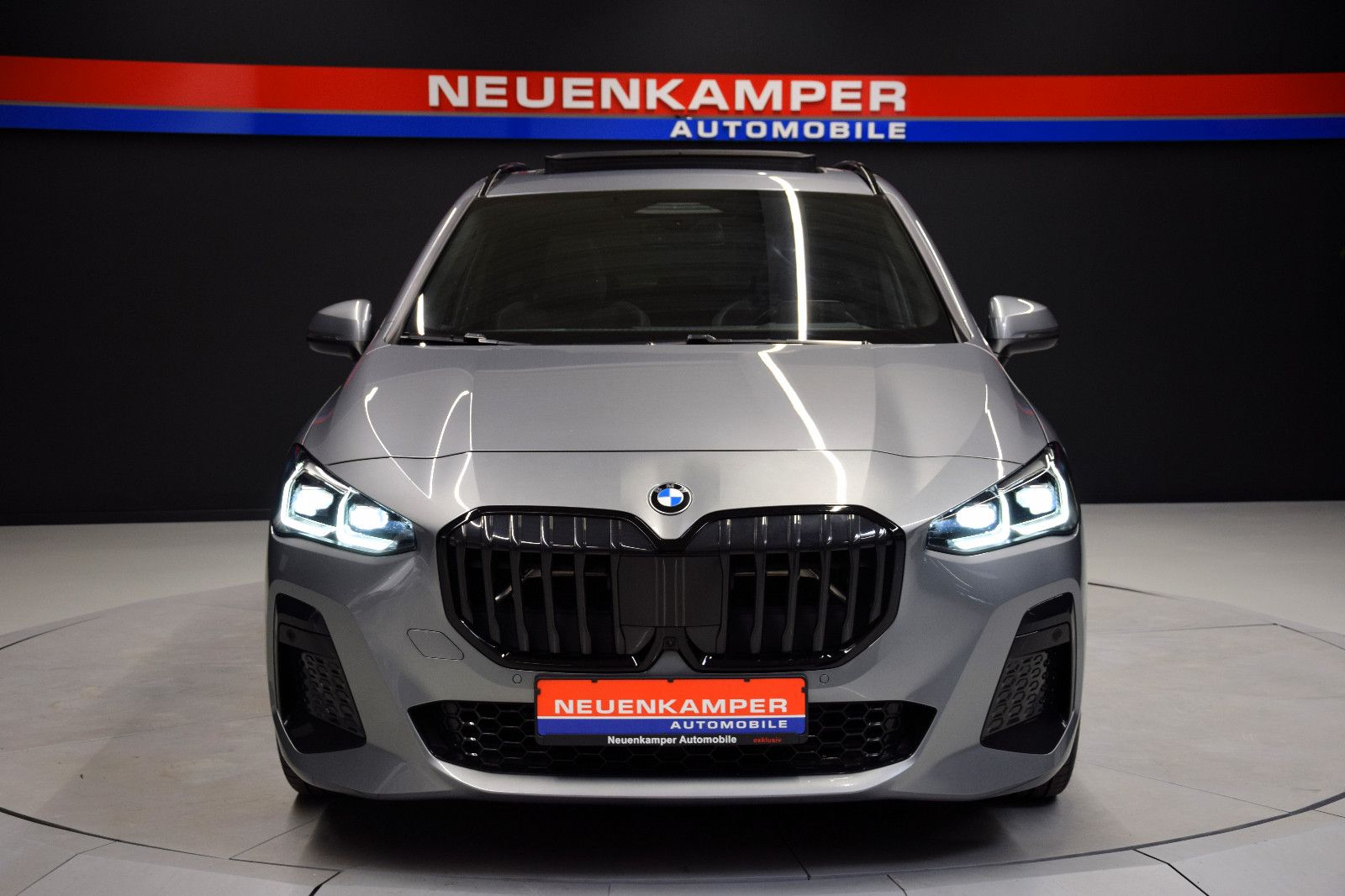 Fahrzeugabbildung BMW 218i Active Tourer M Sport LED Pano HuD AHK