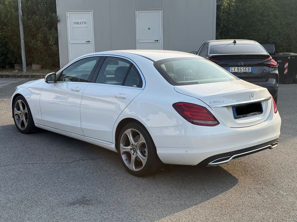 Image of Mercedes-Benz C 200