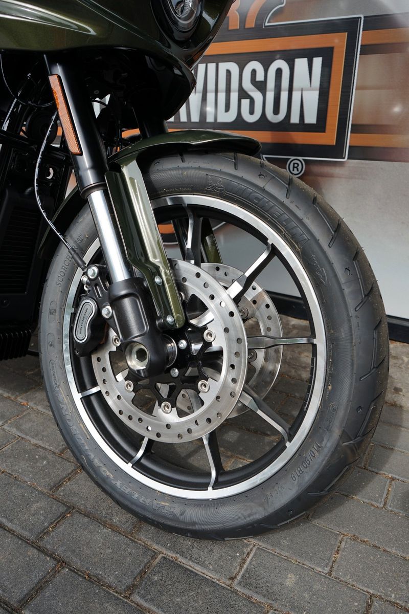 Fahrzeugabbildung Harley-Davidson Low Rider ST 117 HO - CHROME - MY26 - Clubstyle