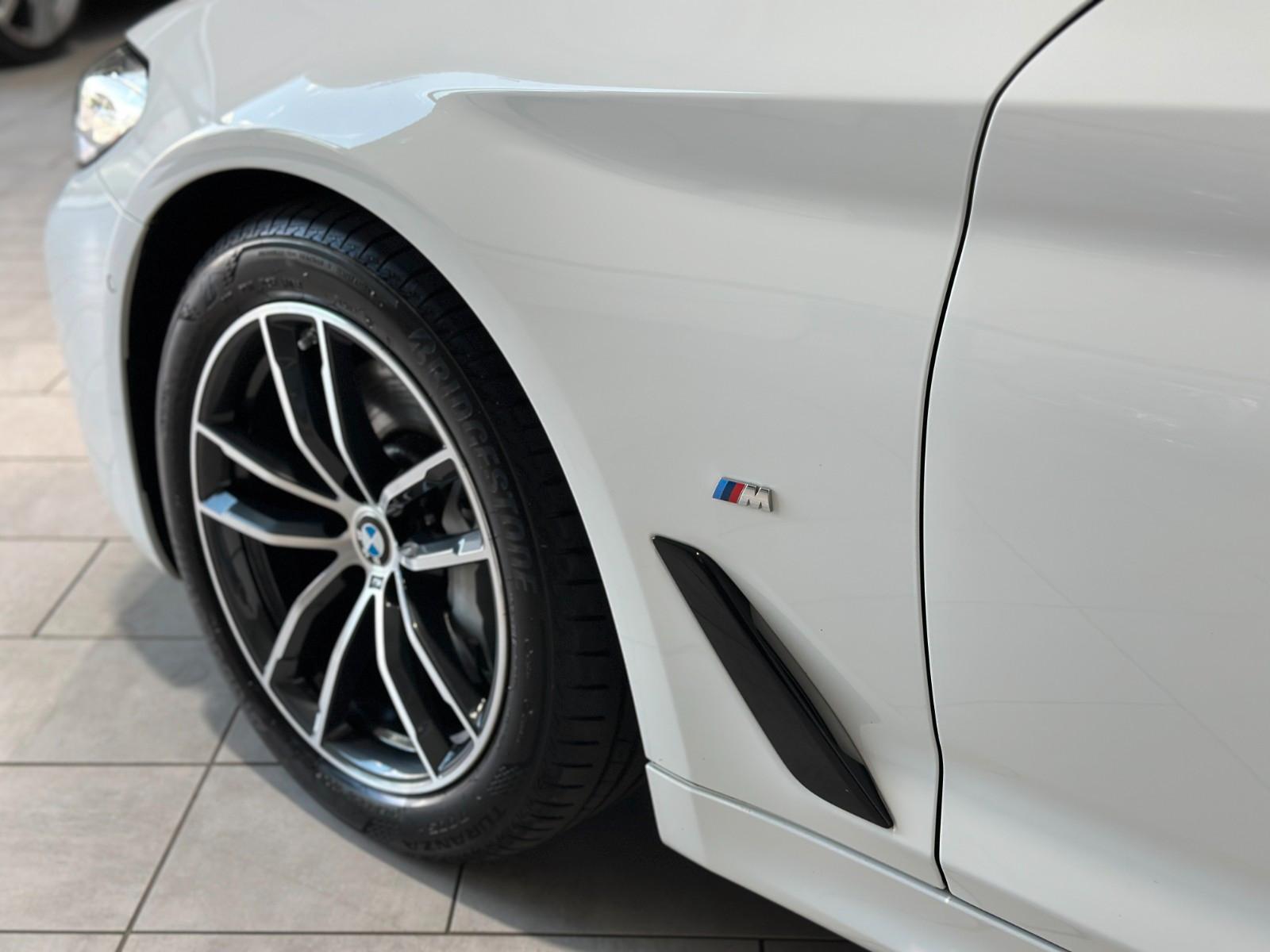 BMW 530d xDrive Touring Aut. M-SPORT LED*Leder*HUD