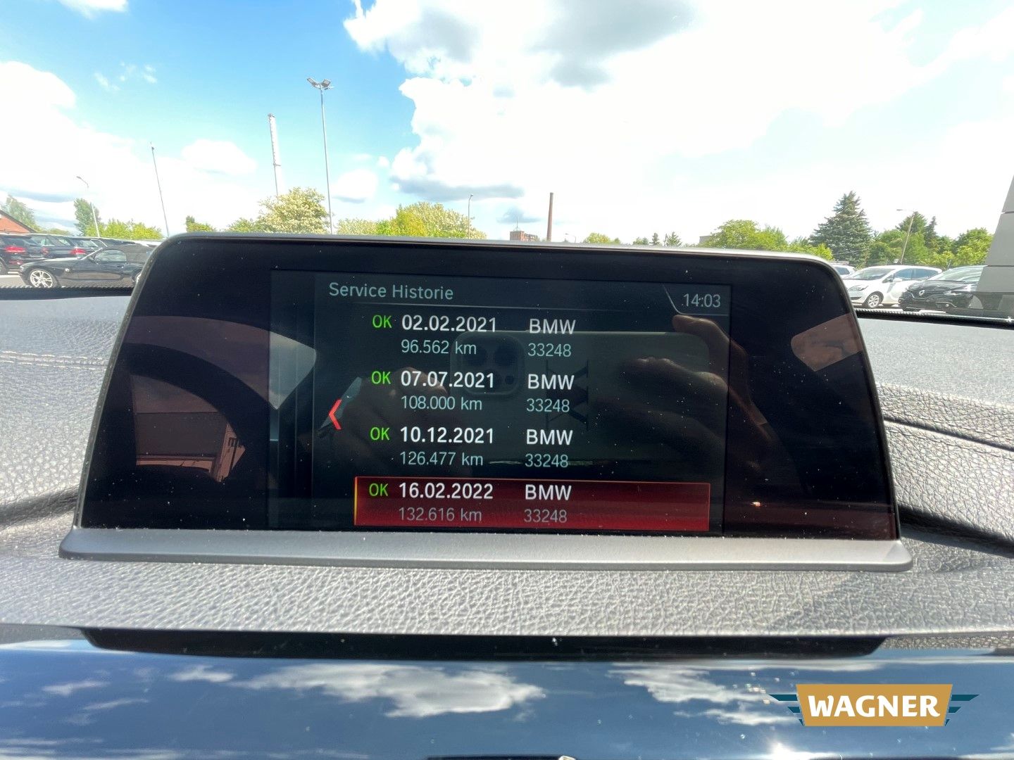 Fahrzeugabbildung BMW 320 d Sport Line Touring Klimaautomatik