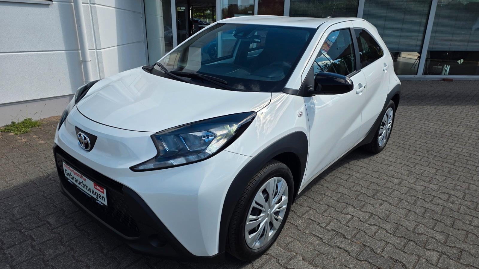 Toyota Aygo X Play Sitzheizung, Klimaautomatik