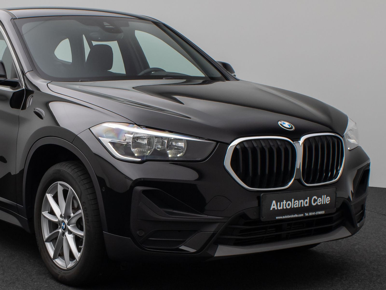 Fahrzeugabbildung BMW X1 sD18d Parkassist DAB Navi DrivAssis PDC Sport