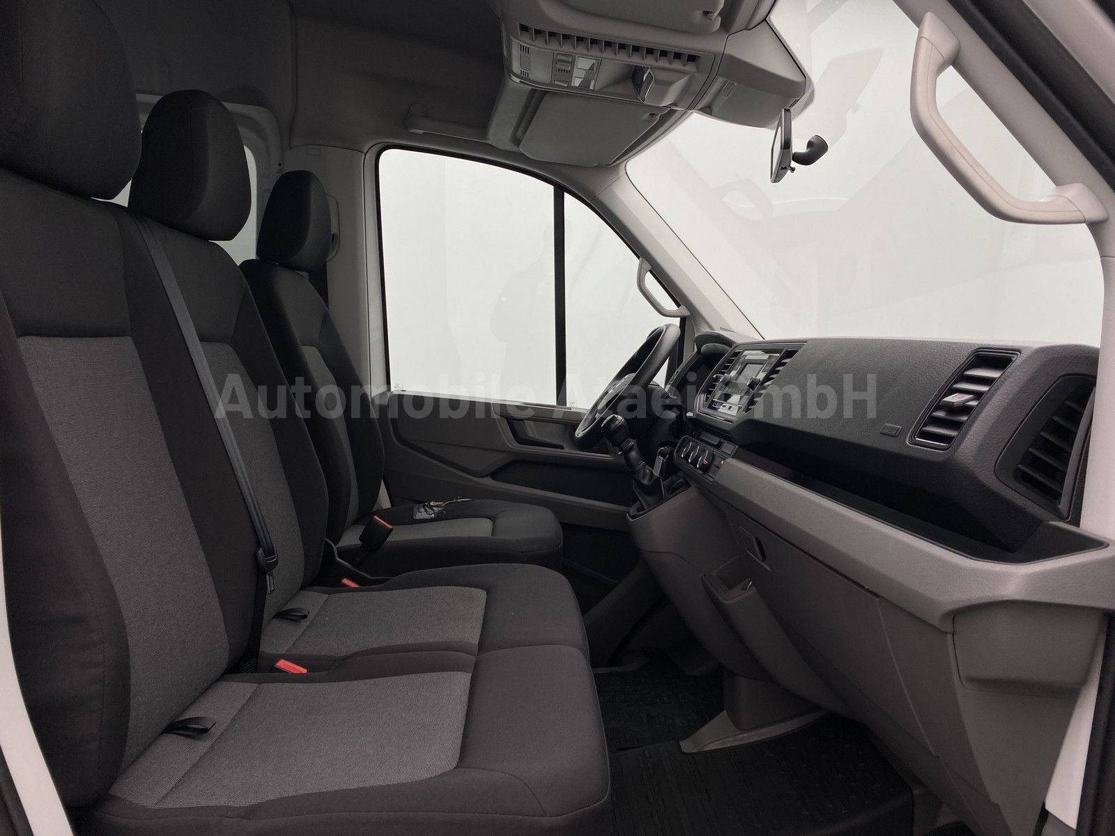 Fahrzeugabbildung Volkswagen Crafter 35 *MAXI* Rollstuhl-Lift (2871)